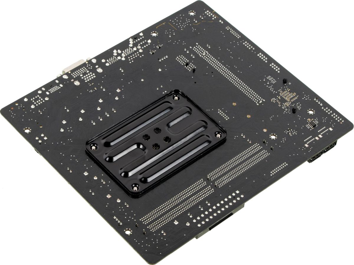 М/плата ASRock A520M-HDV Socket AM4 PCI-E/HDMI/D-SUB/DVI/2DDR4 mATX