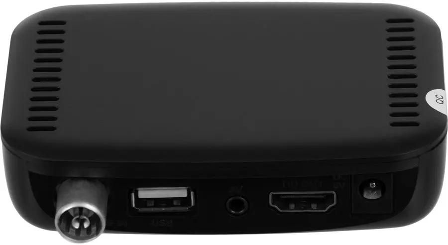 Цифровой TV ресивер HYUNDAI H-DVB460 черный
